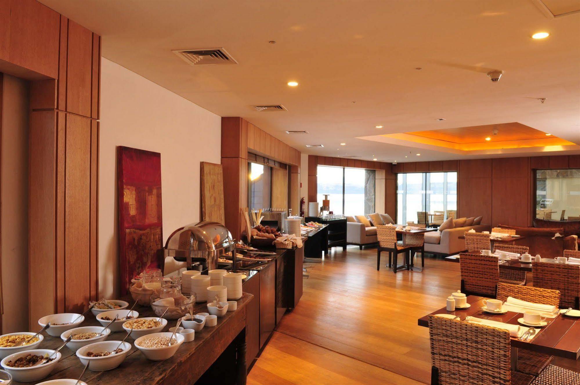 Hotel Dreams De Los Volcanes ปูแอร์โตบารัส ร้านอาหาร รูปภาพ